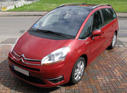 Reinhard S. aus Aindling  über seinen neuen Citroen Grand C4 Picasso