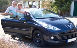 Gaby B. und Jürgen S. aus Mühlheim a.d.D. über ihren neuen Peugeot 207 CC