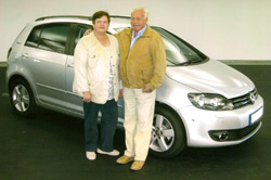 Robert R. aus Volkmarsen mit seinem neuen VW Golf Plus Team