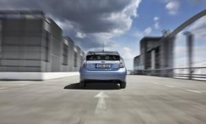 Der neue Toyota Prius Plug-in Hybrid 2012 hinten