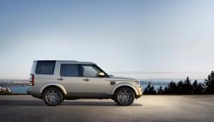 Land Rover Discovery Graphite 2015 Seite statisch