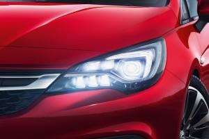 Opel Astra IntelliLux LED 2015 Scheinwerfer