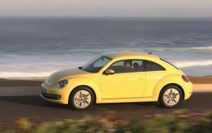 VW Beetle 2015 außen vorne dynamisch