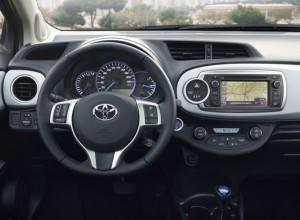 Der neue Toyota Yaris Hybrid Cockpit