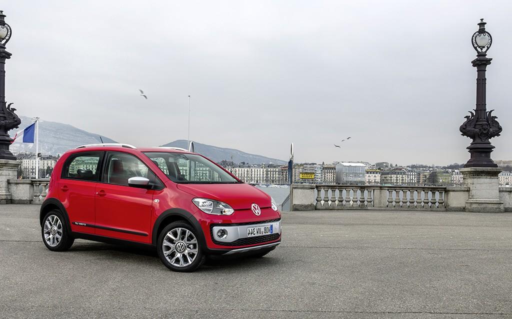 VW cross up Test: urbaner Geländefloh auf dem Prüfstand 