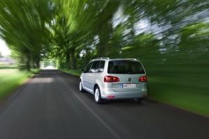 Der neue VW Touran 2013 hinten