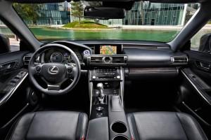 Der neue Lexus IS 2013 Cockpit