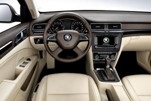 Der neue Skoda Superb 2013 Cockpit