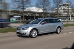 Skoda Octavia Combi 2013 Seite