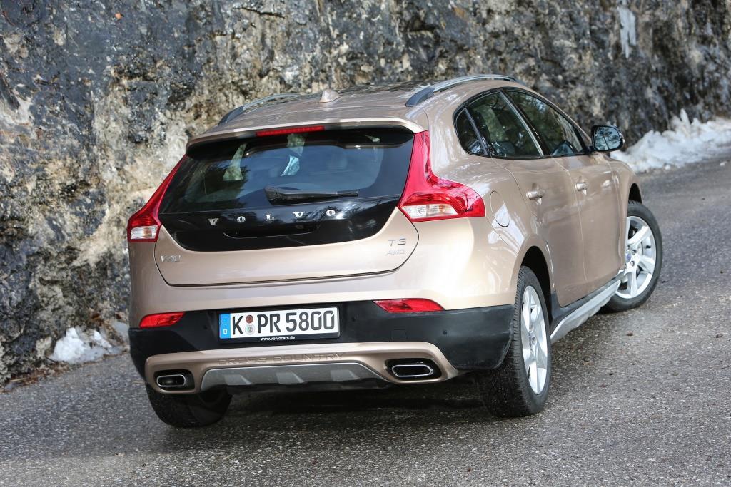 Volvo V40 Cross Country Test: Teure Landpartie 