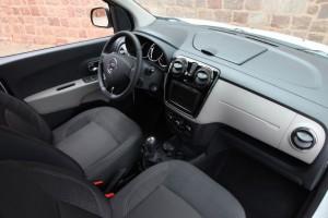 Dacia Lodgy 2013 Cockpit