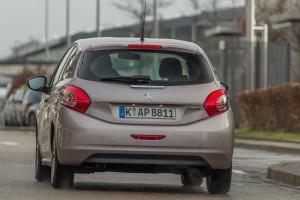 Peugeot 208 VTi Test hinten