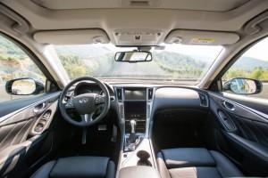 Infiniti Q50 2014 Cockpit