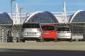 citroen grand c4 picasso opel zafira tourer ford grand c-max test hinten