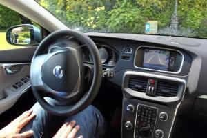 volvo v40 cockpit 2014