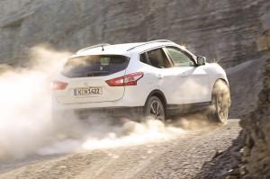 nissan qashqai 2014 test hinten
