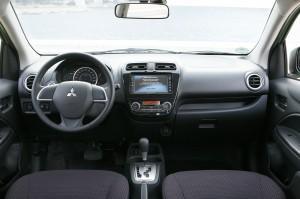 mitsubishi space star 2015 cockpit