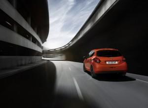 peugeot 208 2015