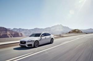 jaguar xf 2015