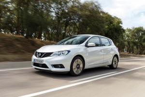 Nissan Pulsar 2015 vorne