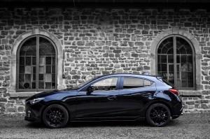 mazda 3 black limited 2015