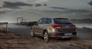 Seat Leon X-Perience 2015 hinten dynamisch