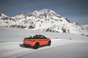 Land Rover Evoque Cabrio 2015 außen schnee hinten