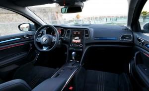 Renault Megane 2015 innen cockpit