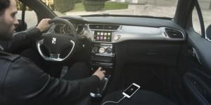 DS 3 2016 innen cockpit handy