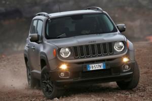 Jeep Renegade Night Eagle 2016 Sondermodell außen vorne dynamisch