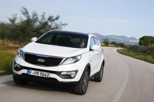 Kia Sportage 2016 außen vorne dynamisch