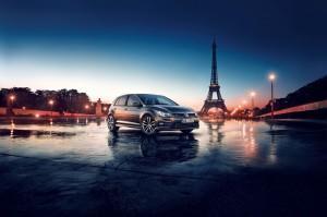 VW Golf 7 Allstar 2016 außen statisch paris eifelturm