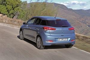 Hyundai i20 2016 außen hinten dynamisch