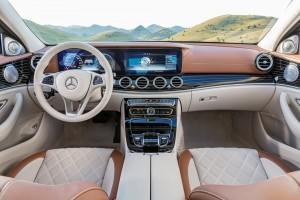 Mercedes E-Klasse 2016 innen cockpit