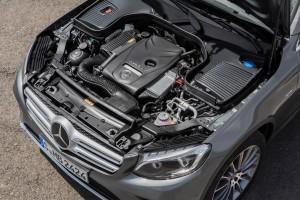 Mercedes GLC 2016 motor hybrid silber technik