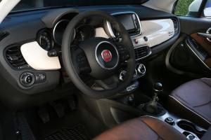 Fiat 500X Lounge 2014 innencockpit vorne