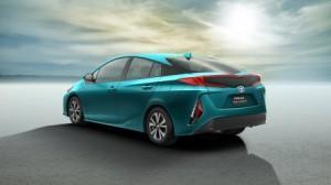 toyota_prius_plug-in_hybrid_2016_außen_hinten_statisch