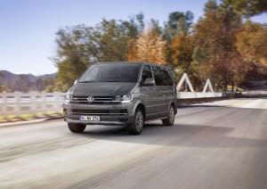 vw-multivan-panamericana-2016-außen-vorne-dynamisch