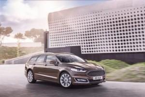 Ford_Mondeo_Turnier_Vignale_2016_ausen_vorne_dynamisch