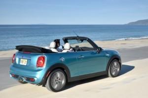 mini_cooper_s_cabrio_2016_ausen_dynamisch_hinten