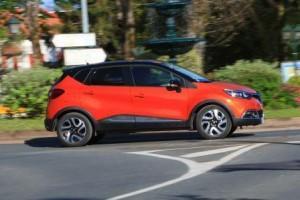 renault_captur_2016_ausen_dynamisch_seite