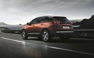 PEUGEOT_3008_2016_ausen_hinten_dynamisch