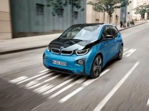 bmw-i3-2016-ausen-vorne-dynamisch