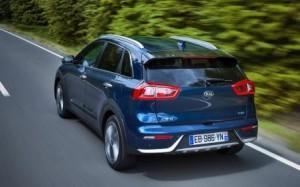 kia_niro_2016_ausen_hinten_dynamisch