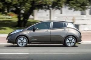 nissan_leaf_2016_ausen_seite_dynamisch