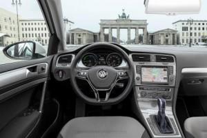 vw_e-golf_2016_innen_cockpit