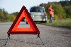 Warndreieck aufstellen - Autopanne