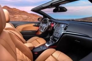 Opel_Cascada_2016_innen_cockpit