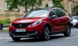 PEUGEOT_2008_2016_ausen_vorne_dynamisch