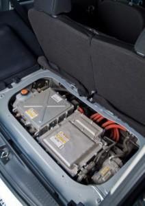 peugeot_ion_2016_technik_batterie